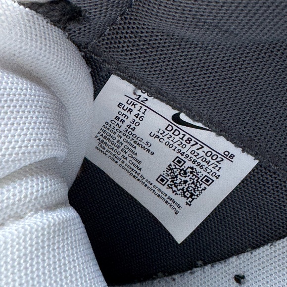 Size 12 - Nike sacai x Blazer Low Iron Grey - Picture 3 of 5